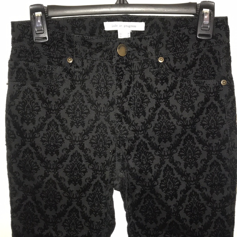 Black velvety print detail stretch denim pant